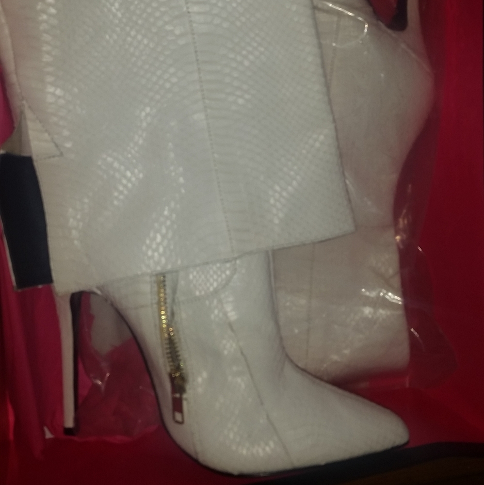 London Trash | White Thigh-high Boots